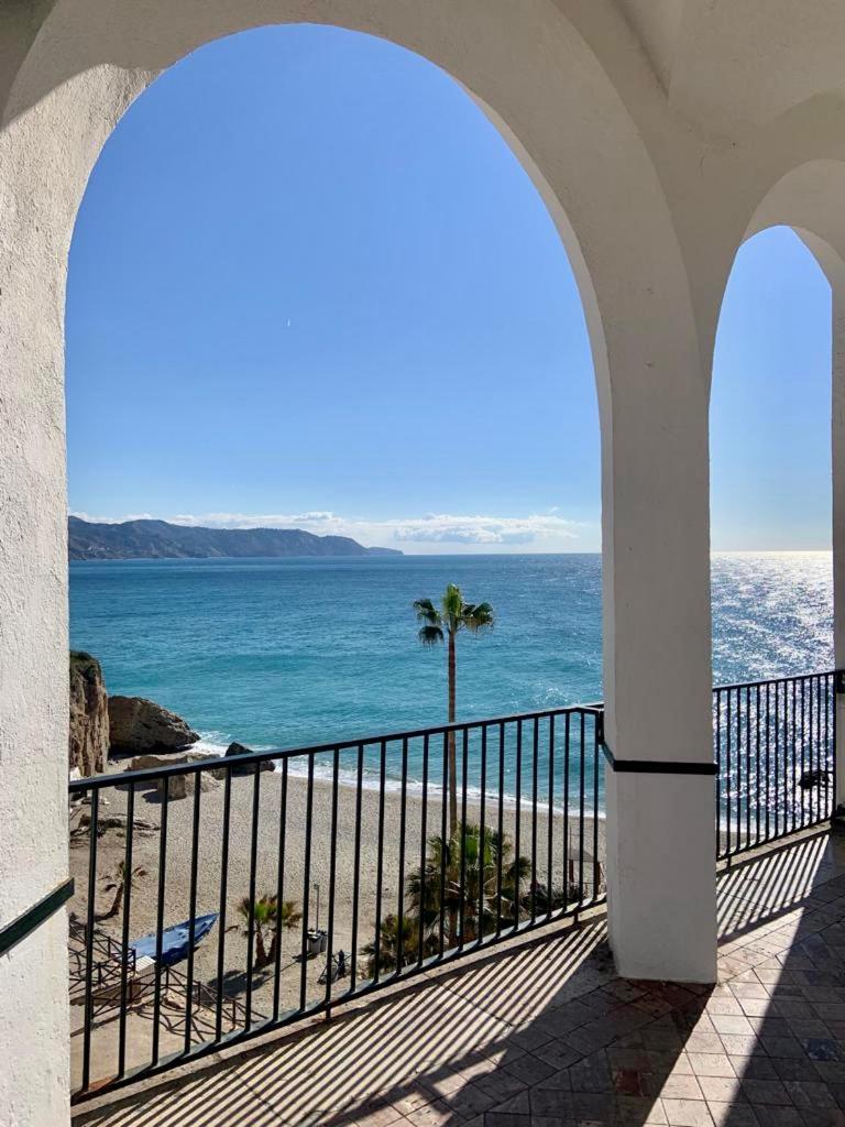 נרחה Luxury Sea View 2 Bedroom Apartment By Maison Jaken מראה חיצוני תמונה