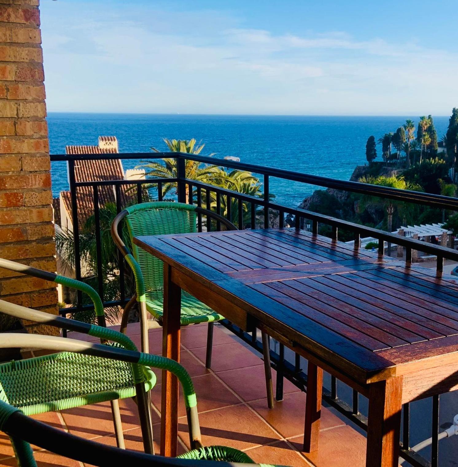נרחה Luxury Sea View 2 Bedroom Apartment By Maison Jaken מראה חיצוני תמונה
